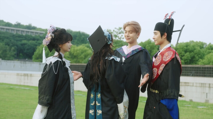 [Beichuan Wanwan] On graduation day, to hug you, I ended up hugging the entire class!