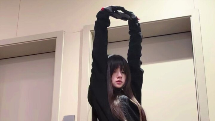 Not a titmouse cosplay recreation