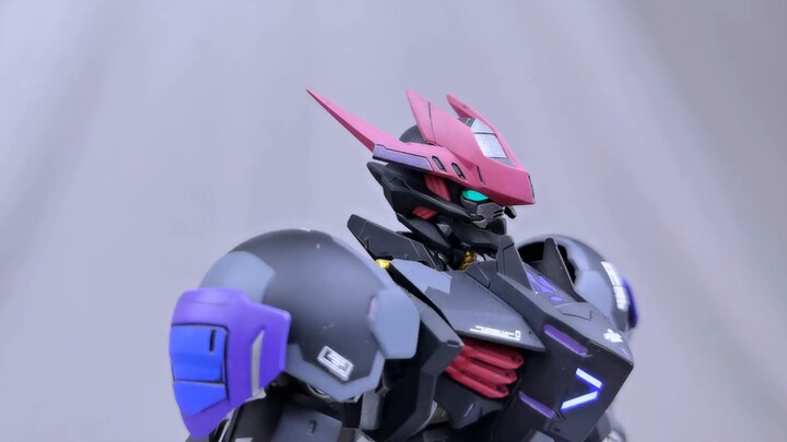 Wolf King Barbatos versi Bandai TV