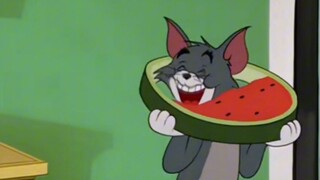 I saw everything Tom ate at once. It was so delicious.