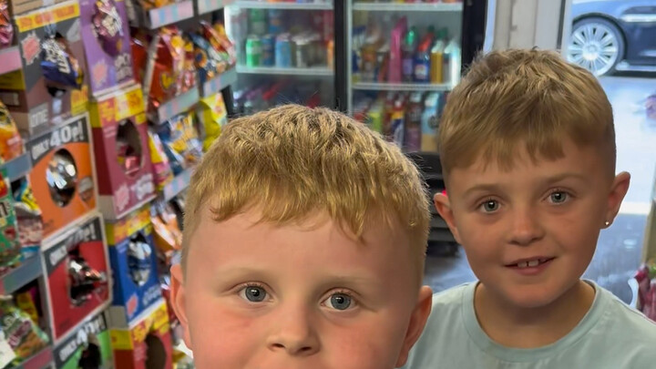 江湖ไม่ใช่แค่การต่อสู้ฆ่าฟัน! แต่คือมารยาทและความสัมพันธ์ระหว่างผู้คนในโลกนี้!