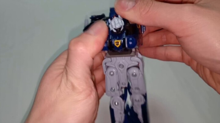 Review Akademik: Transformers 07 Versi Film Full Mold Terungkap (Part 1) Seberapa serukah aksi trans
