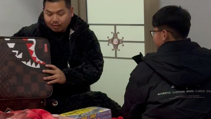 أفضل خال في العالم