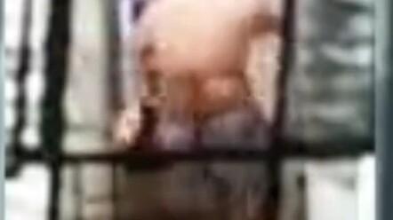 พี่ใหญ่ช่วยปิดหน้าต่างแล้วค่อยทำกับข้าวได้ไหม ควันมันแสบตาเหลือเกิน