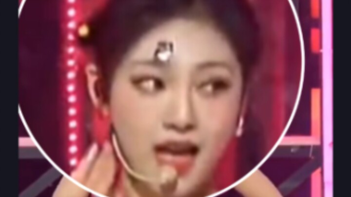 《被彩带霸凌的艺人+1》