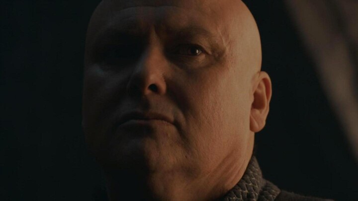 Kebenaran identitas Varys telah diisyaratkan berkali-kali dalam serial ini