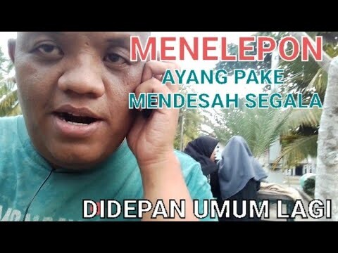 Menelepon Pacar Sambil Mendesah