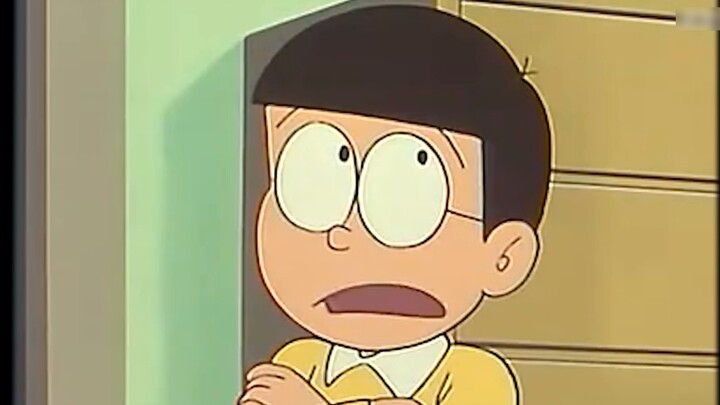 Nobita: I am so filial, Mom, can I give up this gun?