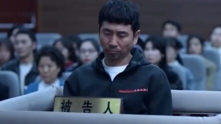 [Public Prosecution] Student Fights for Justice in Court While Her Teacher Has Long Abandoned Princi