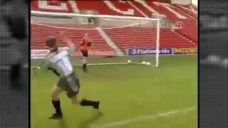 Discovered extra footage from Michael Owen vs 13-year-old keeper