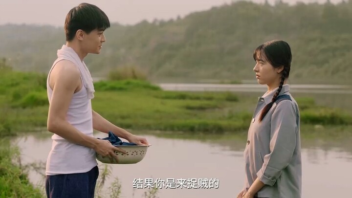 When The Hawthorn Blooms S01E01