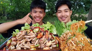 ตำตีนไก่ปลาร้ารสเด็ด ผัดหมี่โคราชอร่อยสุดๆ.