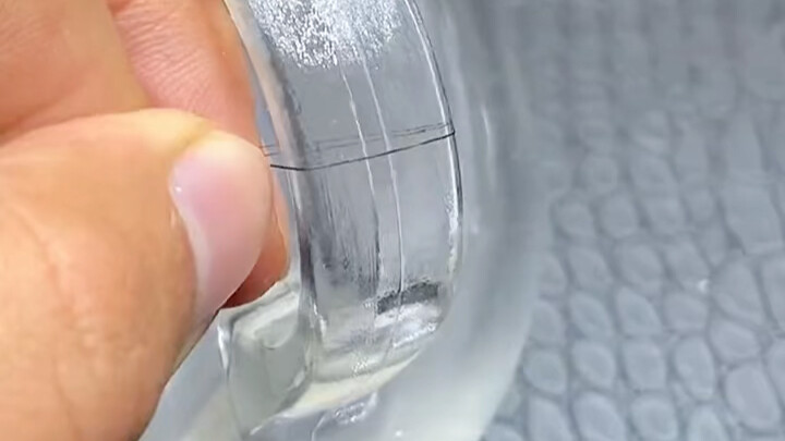 Is this method effective for distinguishing between crystal and glass?