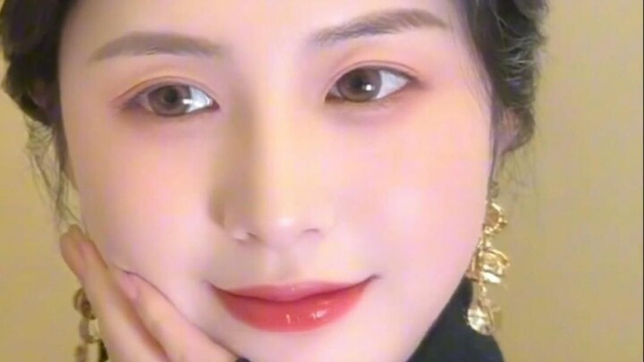 ลูกปัดกลมงามดุจหยก