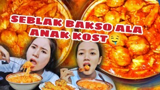 MUKBANG SEBLAK BAKSO KUAH PEDAS, MAKANAN MURAH ALA ANAK KOST!