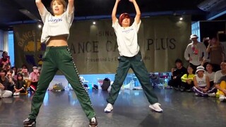 Hai nữ thần lại hợp tác! Ami + Akanen nhịp điệu siêu thoải mái Vũ đạo đô thị Queen Tings Japan En Da