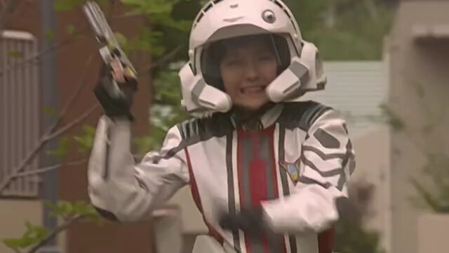 他是一个温柔到骨子里的人迪迦没有想过做什么保护神大古只是想做一些作为人应该做的事守护他众多的同伴以及他最最心爱的人他既是光，也是人类    大古