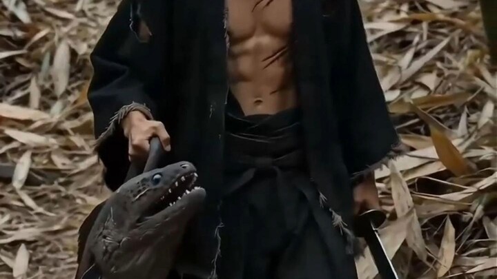 Japanese samurai rōnin “Nameless”: Scorching a Giant Deep-Sea Eel with the Stone Lantern in a Ruined