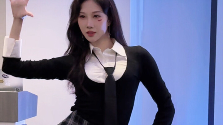 万圣节小猫出没！Meow-Meovv