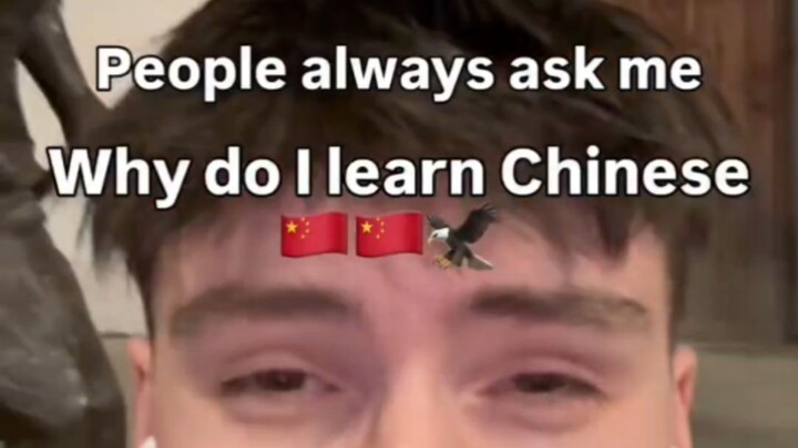 Meme tiếng Trung: Nếu bạn bật cười, chiếc nón lá của bạn sẽ bị đôi đũa gắp đi mất