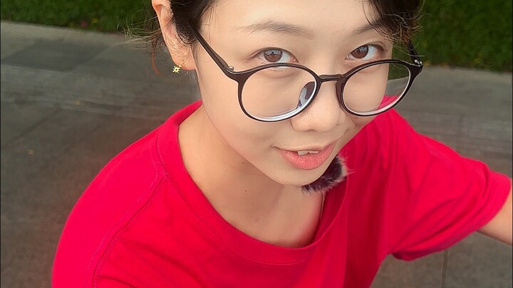 Pria yang pergi kencan harus benar-benar membawa air sendiri