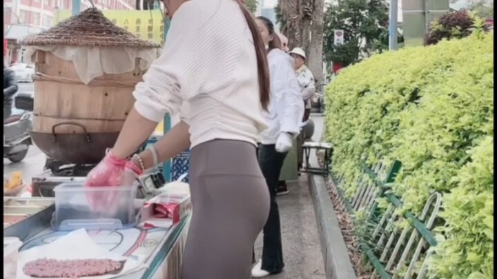 With this kind of breakfast stall, would you still skip breakfast and go hungry?