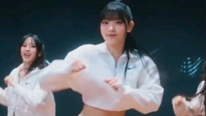 这鼓点节奏就像为她的律动和力度量身定做的一样（2023MMA练习室'ASAP'直拍）