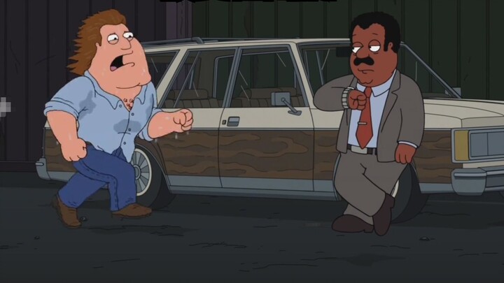 After his legs were restored to health, Lao Qiao began to use his legs in revenge