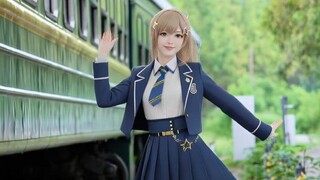 Soda Krim dan Lampu Bentuk Mahkota