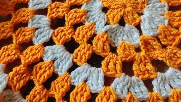 橙白配色钩针桌垫/桌旗 | 定制订单 + 赠送手作紫色发夹小礼物 🧶🎁Handmade Orange & White Crochet Table Runner | Custom Order +