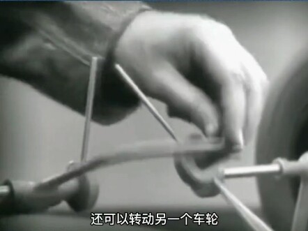 发明差速器的人绝对是天才