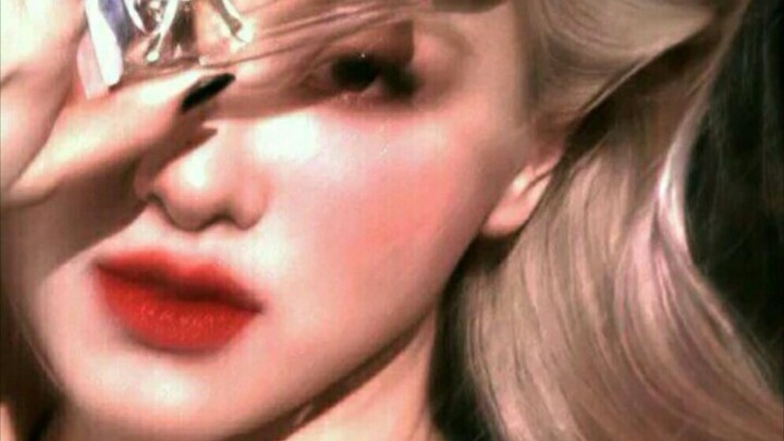 “Tôi xin được gọi cô ấy là nữ thần của cảm giác không khí”【Park Chaeyoung】【ROSE】