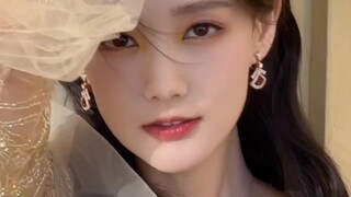 Mọi người thấy sao? Đẹp quá phải không? Đã đẹp thế này rồi thì làm sao có thể đẹp hơn được nữa? Mà c