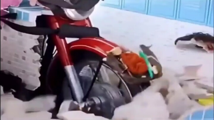 Seni semacam ini masih terlalu dini bagi umat manusia.