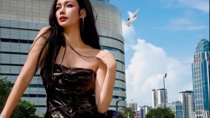 Buat rok basah yang nggak pernah kering, pas jalan-jalan di mall langsung tampil cantik memesona dan