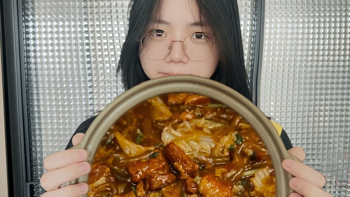 [หมูตุ๋นวุ้นเส้น]🐖+🍜=？