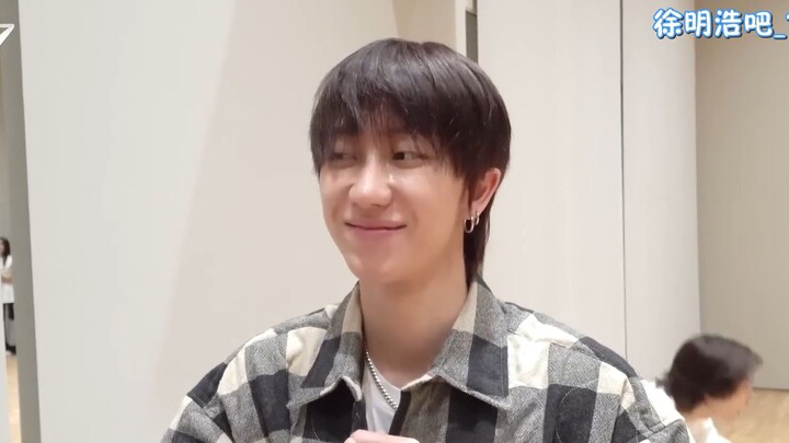 【ห่าวปาซับไทย】คัทจากซูหมิงหาว \\[INSIDE SEVENTEEN] เบื้องหลังการฝึกซ้อมเต้นเพลง ‘MAESTRO’