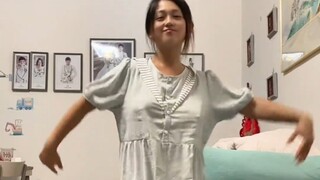 跳个舞