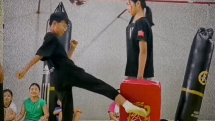 Cậu bé: Không phải em không có thực lực, mà là em biết trân trọng, nâng niu.