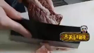 يمكن استخدامه جيلاً بعد جيل ثم توريثه إلى الجيل التالي، متجر لانجو لمعكرونة اللحم يشترط أن تكون مؤهل