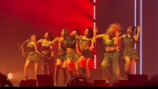 BABYMONSTER出演师姐演唱会！Cover 2NE1串烧热曲舞台