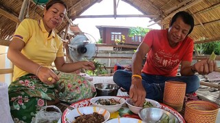 อาหารอีสานสุดแซ่บมากินนำกันเด้อพี่น้อง