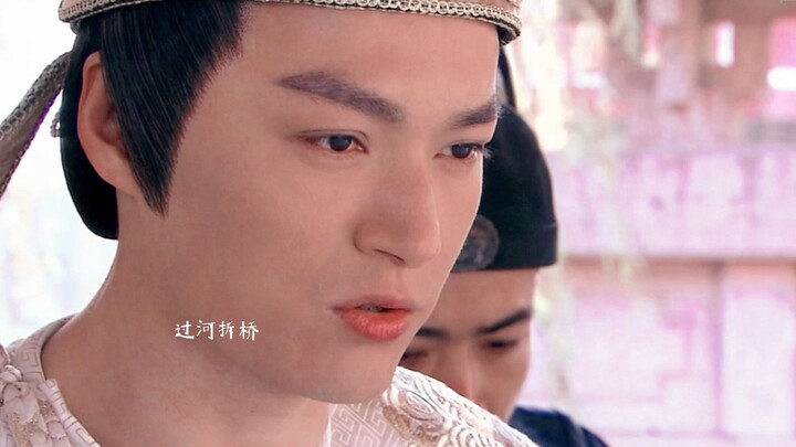 ช่วยด้วย! ไม่เพียงแต่เขาจะไม่ตกหลุมรัก แต่เขายังทำลายความรักของทุกคนในซีรีส์อีกด้วย!