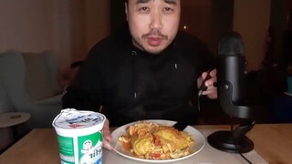 ASMR Rica Rica Indonesian Spicy Chicken, Eierspätzle & Kefir