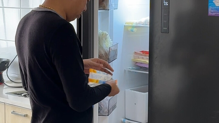 Ginger cos ice cream