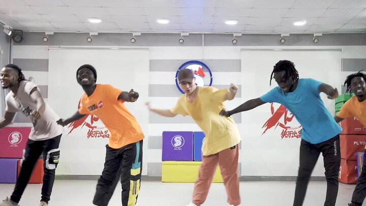 [Sino Afro Fitness Dance] การเต้นรำจังหวะเบื้องต้นสำหรับเด็ก ทุกวัยสามารถเต้นรำได้อย่างสนุกสนานที่บ้