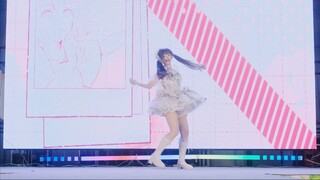 漫展舞台上摔倒了咋办(￣口￣)!!看我如何救场