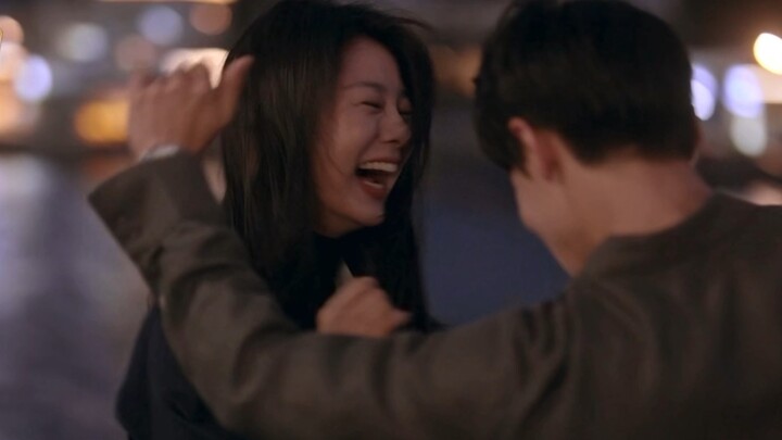 ฉากนี้ได้บรรยากาศมาก ผู้กำกับก็ถ่ายทำเก่งมาก ฉันเชื่อว่า Rao Jing ไม่ได้อยู่คนเดียวในเวลานั้น