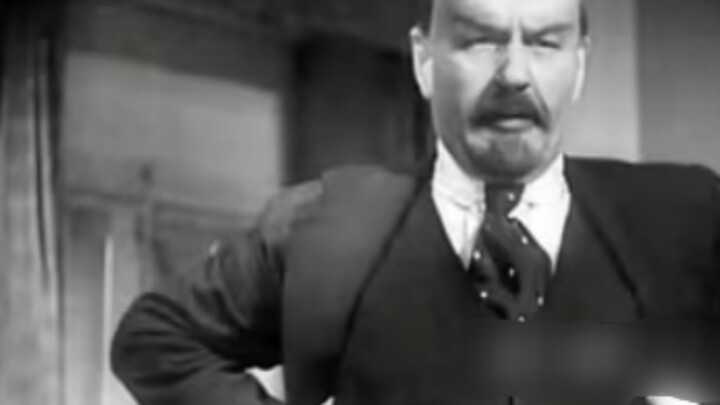 ที่รักของดาวาริชีจ๋า ยังไม่ยอมนอนเลยนะ อยากให้เลนินมากล่อมให้นอนเหรอ?