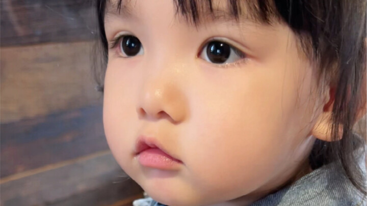 这位大姑娘～周岁两岁～虚七岁～